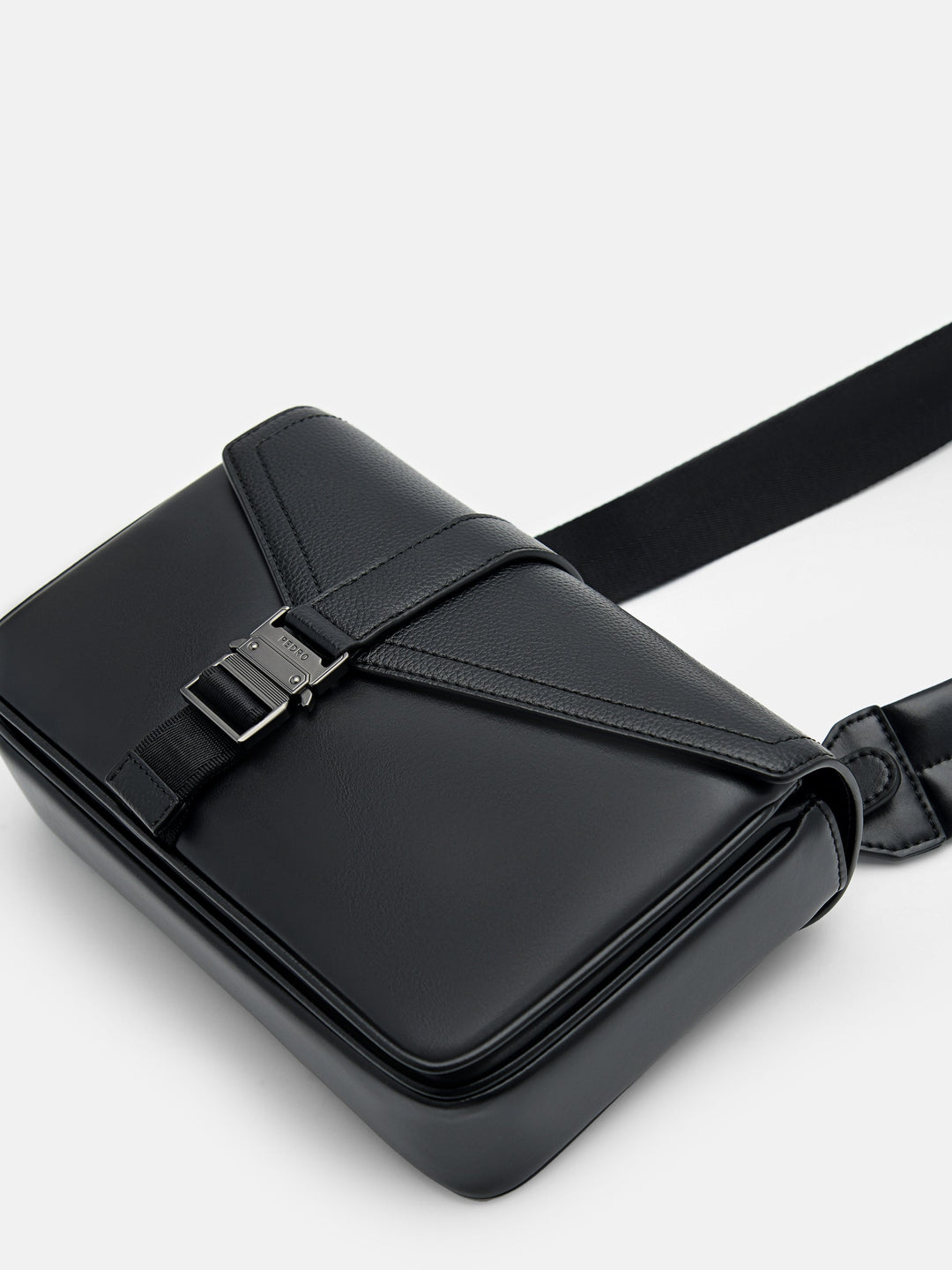 Taper Sling Pouch – PEDRO