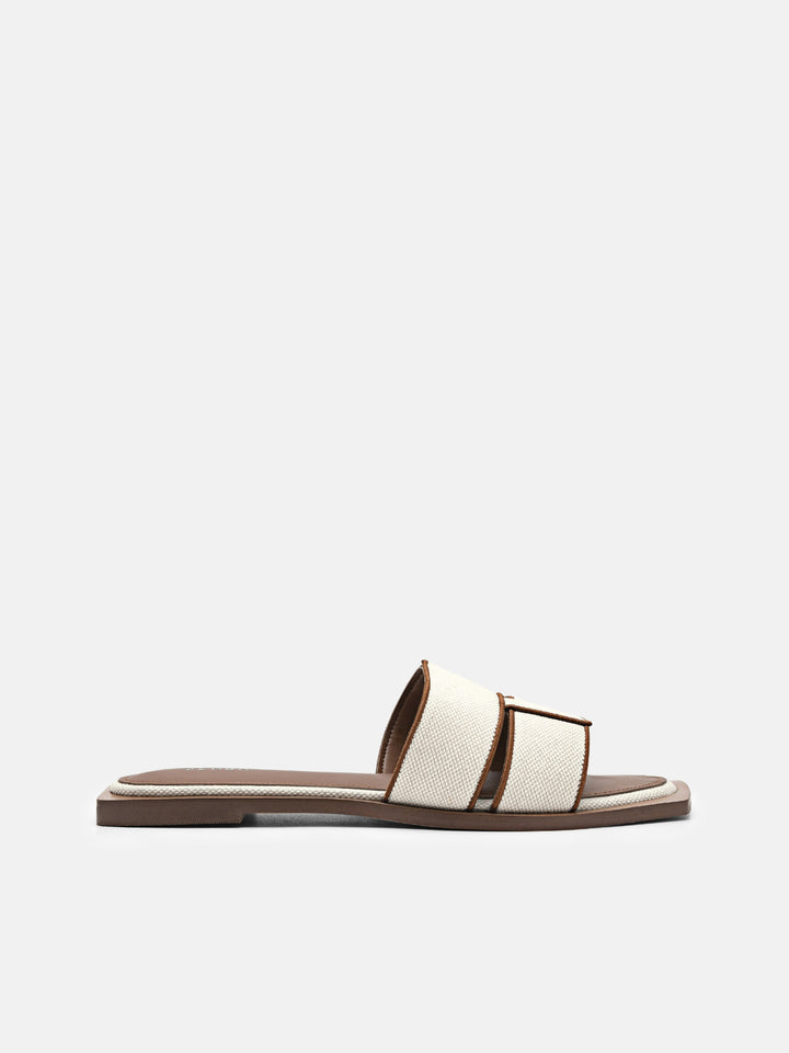 Iza Flat Sandals – PEDRO