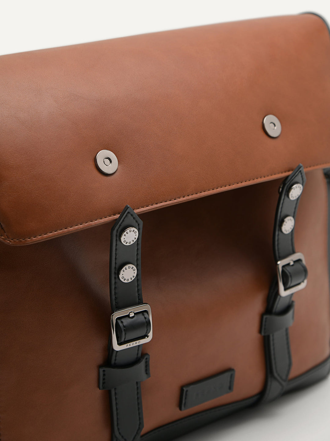 Jones Messenger Bag – PEDRO