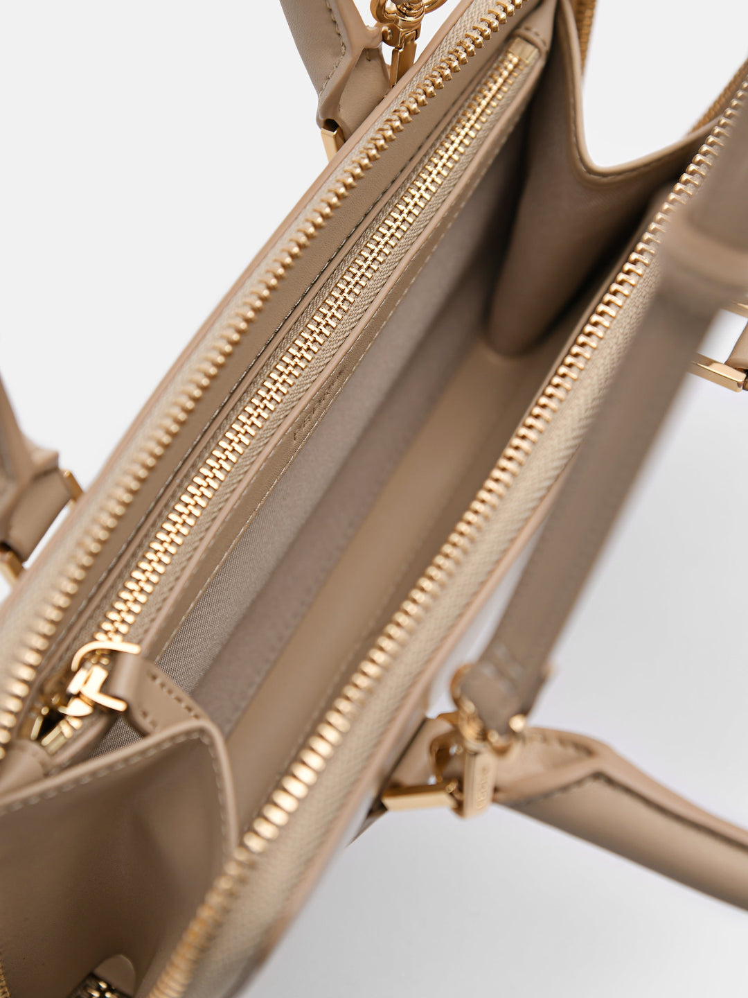 Leather Travel Organizer – PEDRO